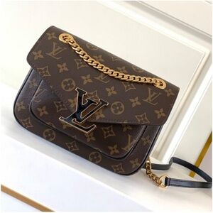 Louis Vuitton Compact Passy ​Shoulder Bag